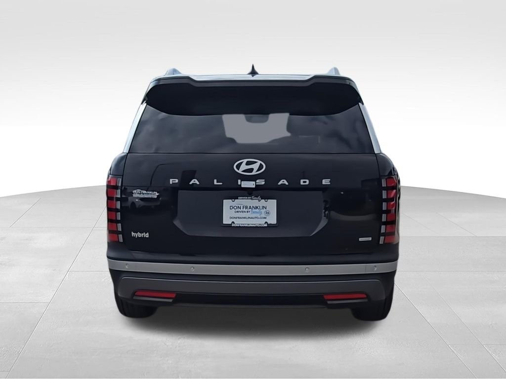 New 2026 Black Hyundai SEL Premium image 7