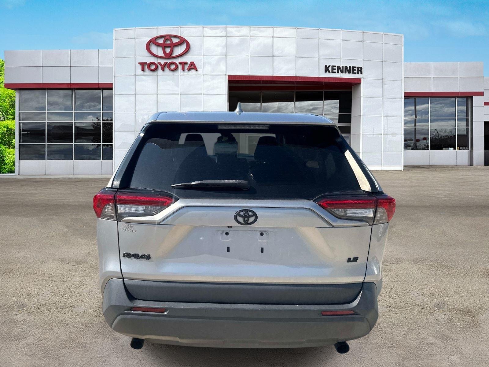 Used 2023 Silver Sky Metallic Toyota LE image 6
