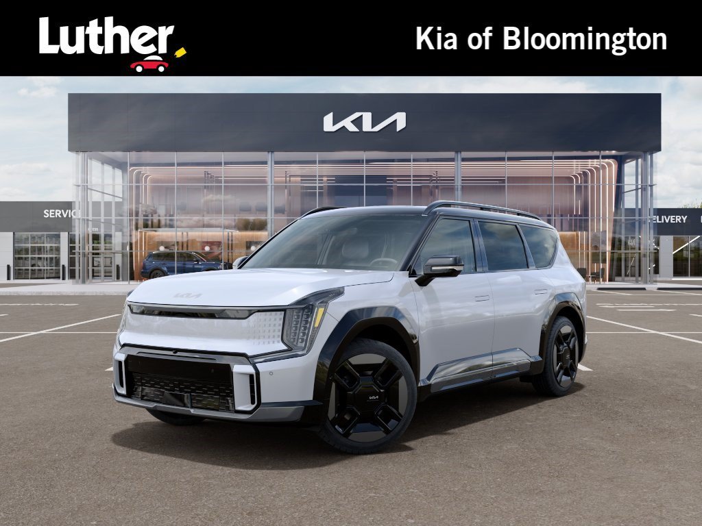 New 2026 Glacial White Pearl / Black Ro Kia GT-Line image 1