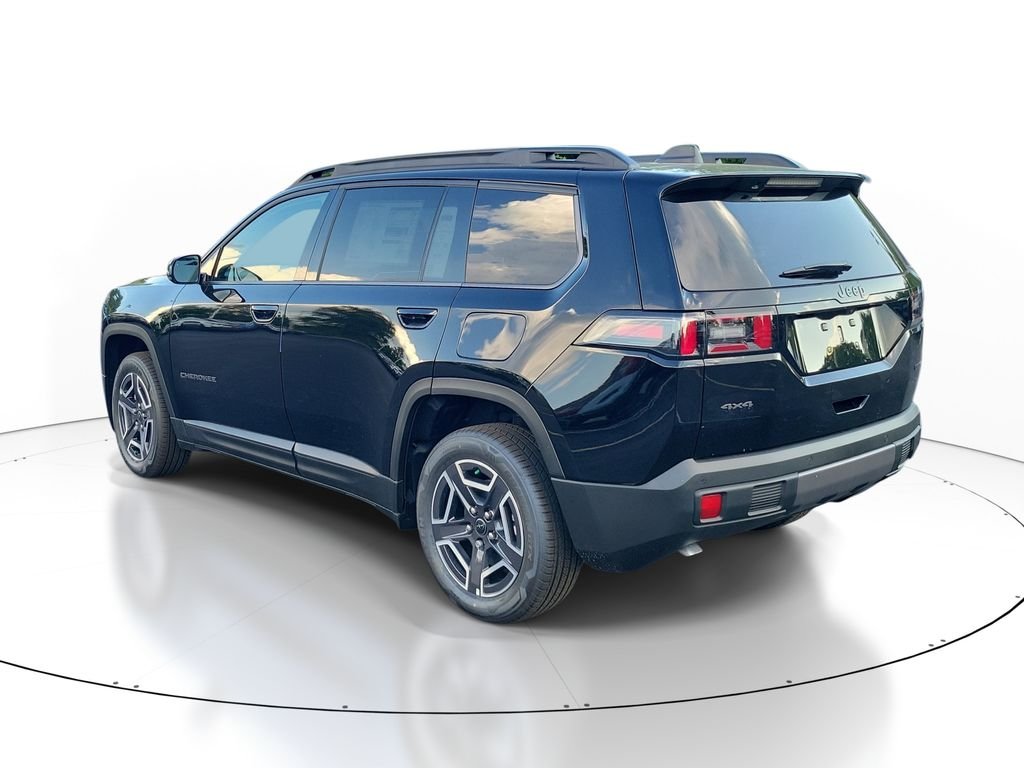 New 2026 Diamond Black Crystal Pearlcoat Jeep Limited image 3