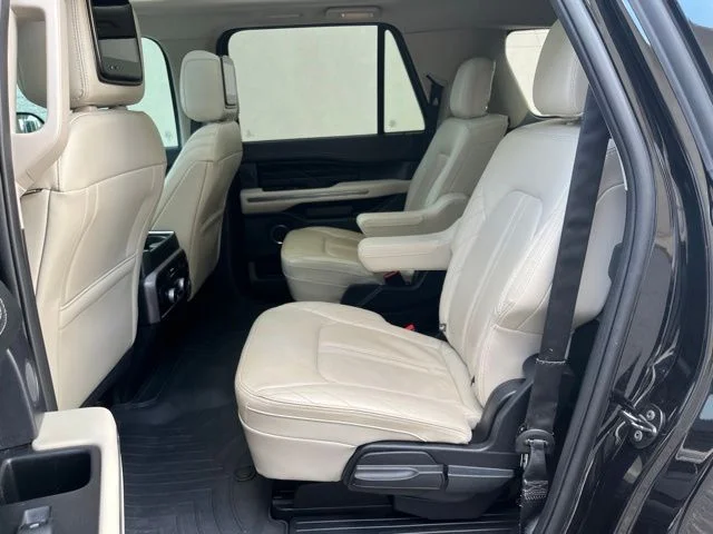 Used 2020 Agate Black Ford Platinum image 12