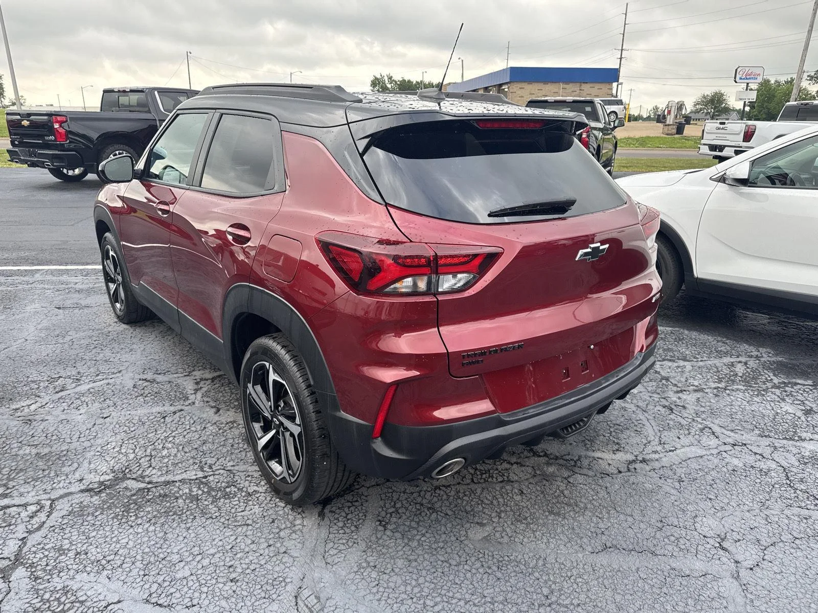 Used 2023 Crimson Metallic Chevrolet RS image 4