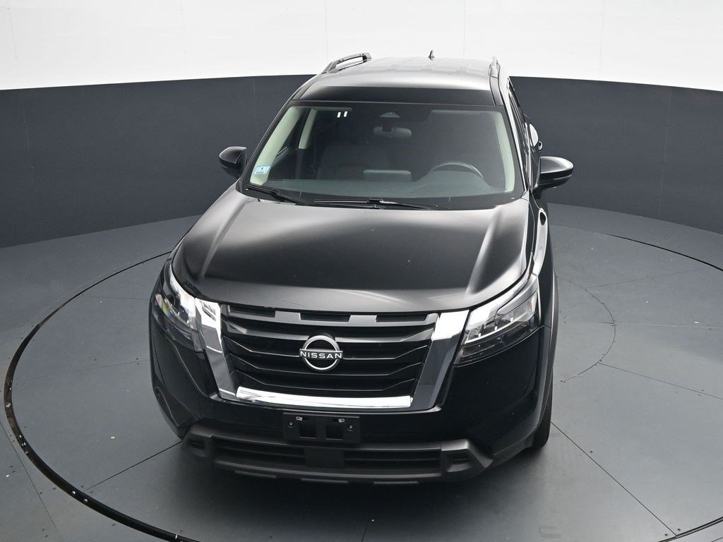 Used 2025 Super Black Nissan SV image 16
