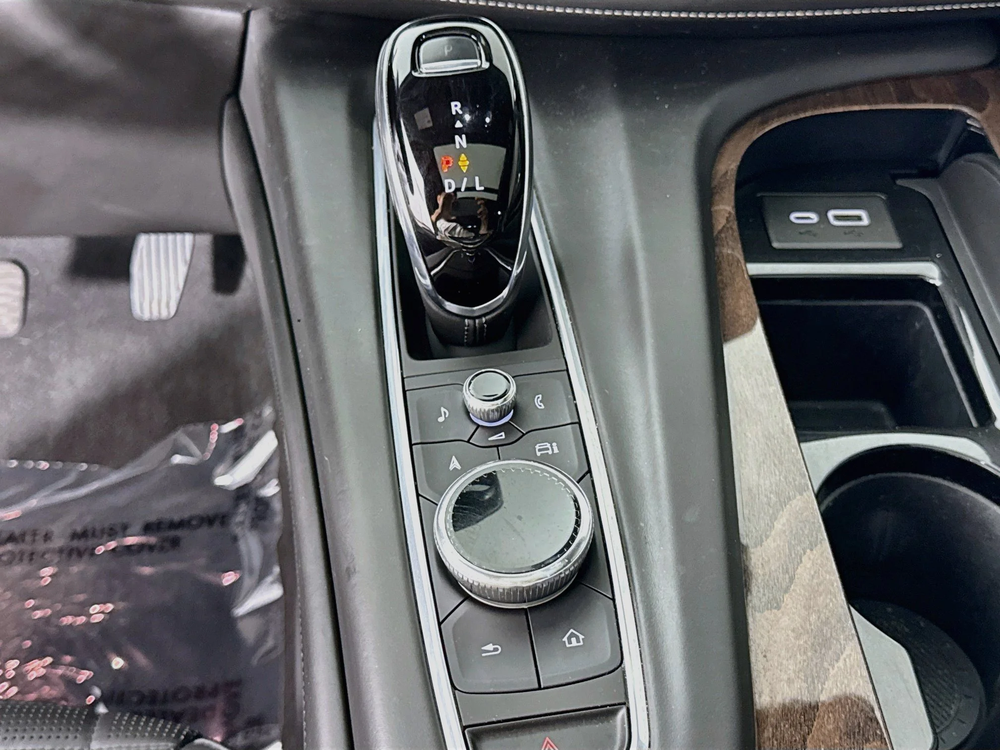 Used 2021 BLACK RAVEN Cadillac Sport Platinum image 19