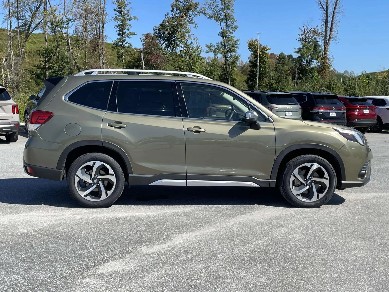 Used 2024 Autumn Green Metallic Subaru Touring image 32
