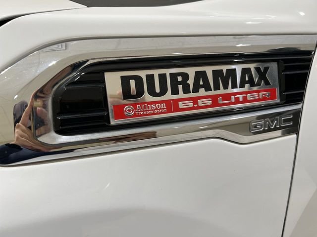 Used 2023 White GMC Pro image 24