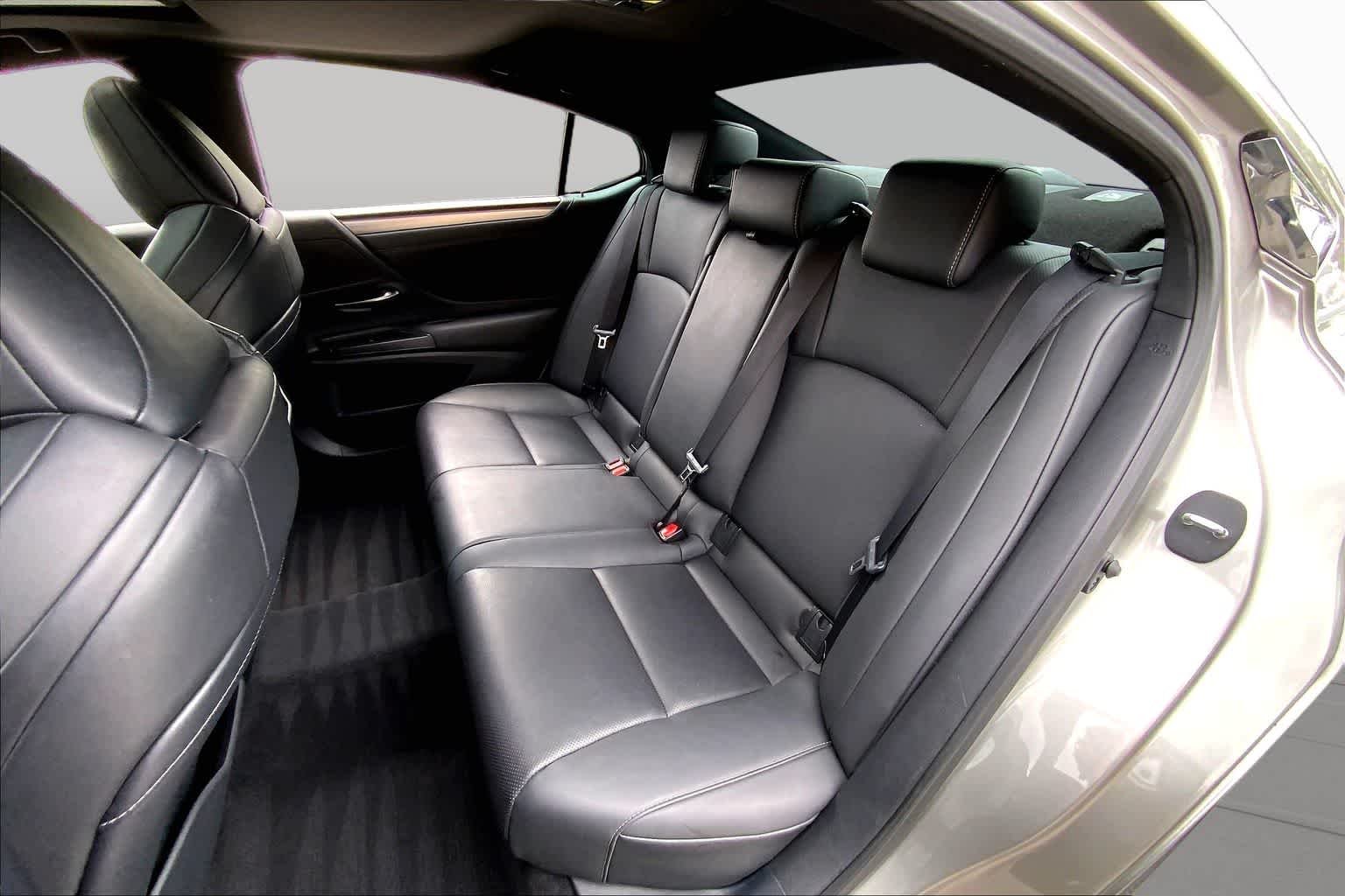 Used 2021 Atomic Silver Lexus F SPORT image 20