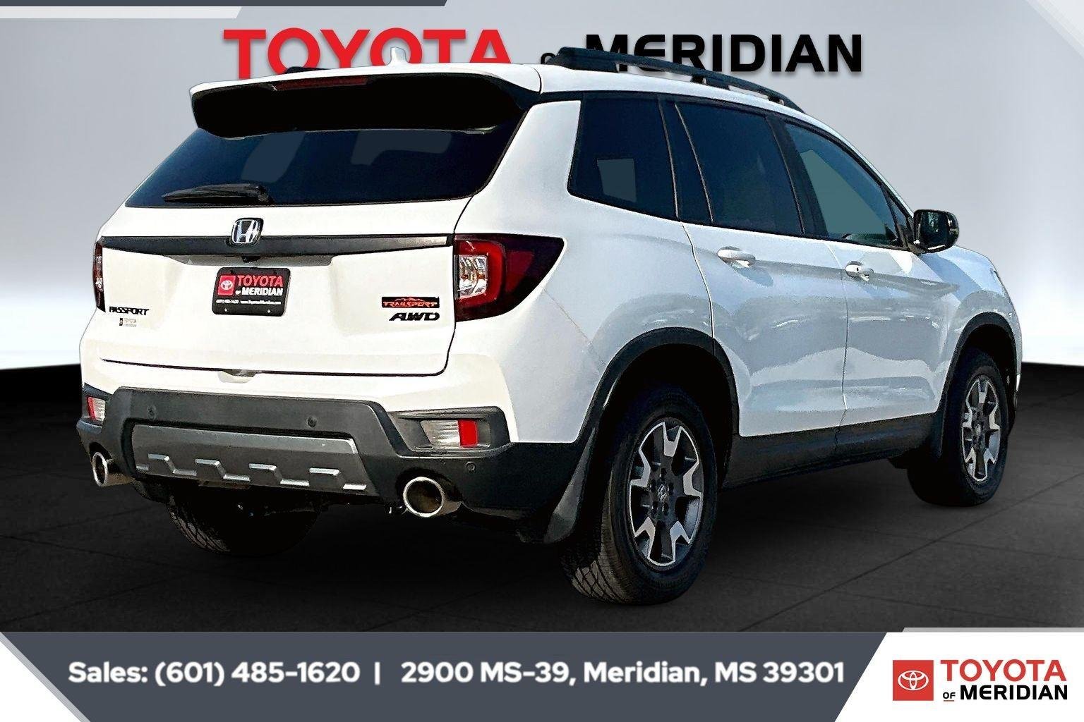 Used 2022 Platinum White Pearl Honda TrailSport image 11