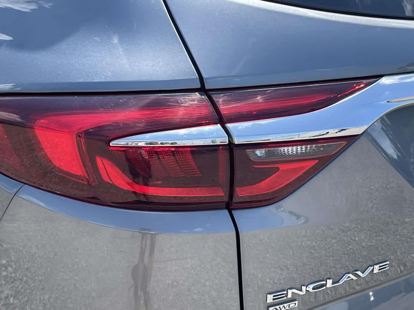 Used 2020 Satin Steel Metallic Buick Essence image 10