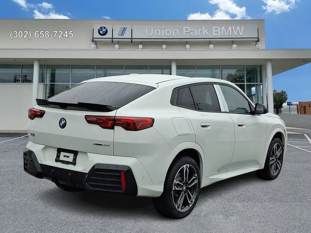 New 2026 Alpine White BMW xDrive28i image 4