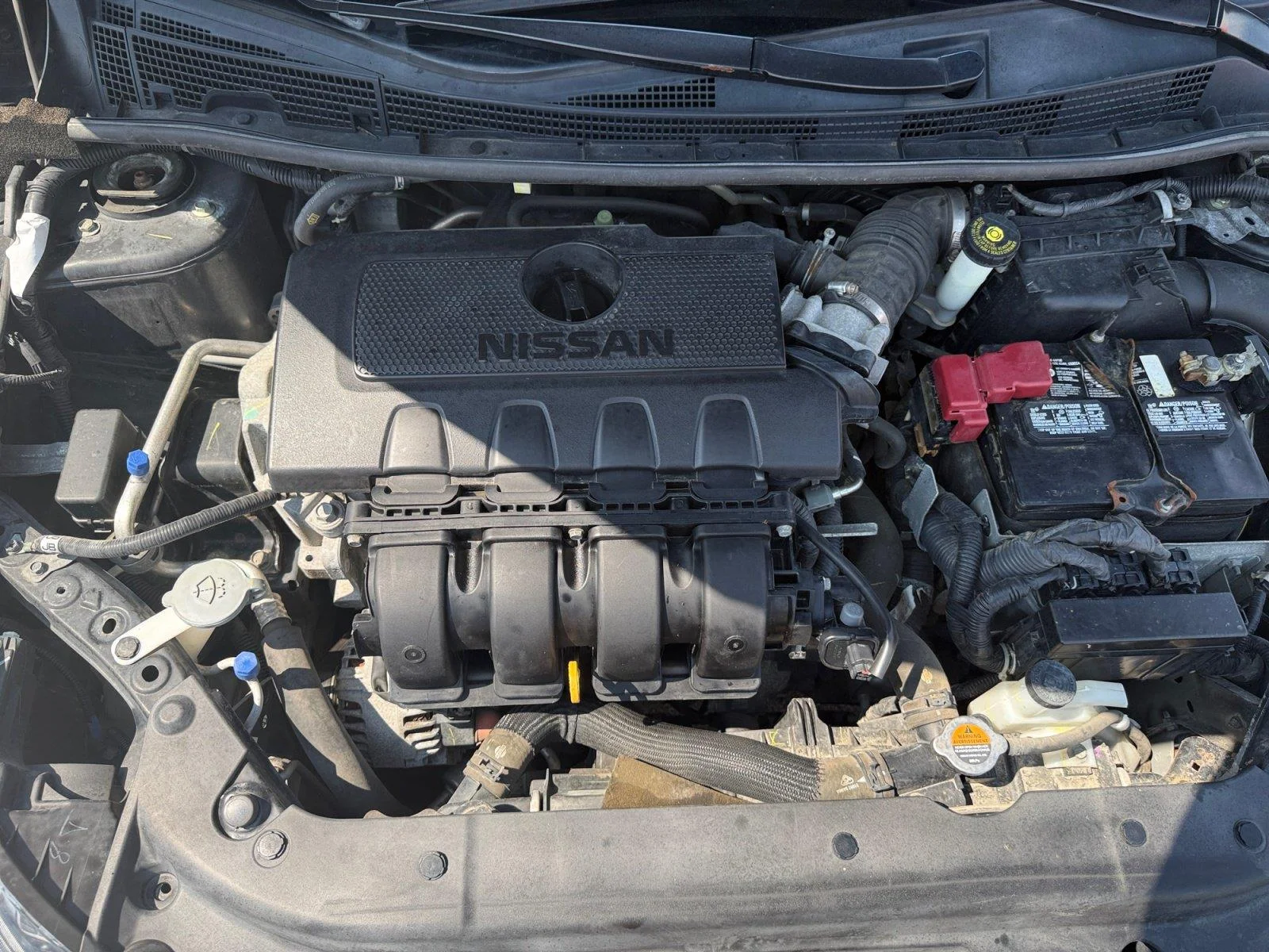 Used 2018 Super Black Nissan SL image 31