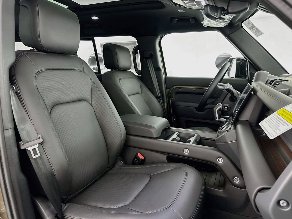 New 2026 Gondwana Stone Land Rover X-Dynamic SE image 29