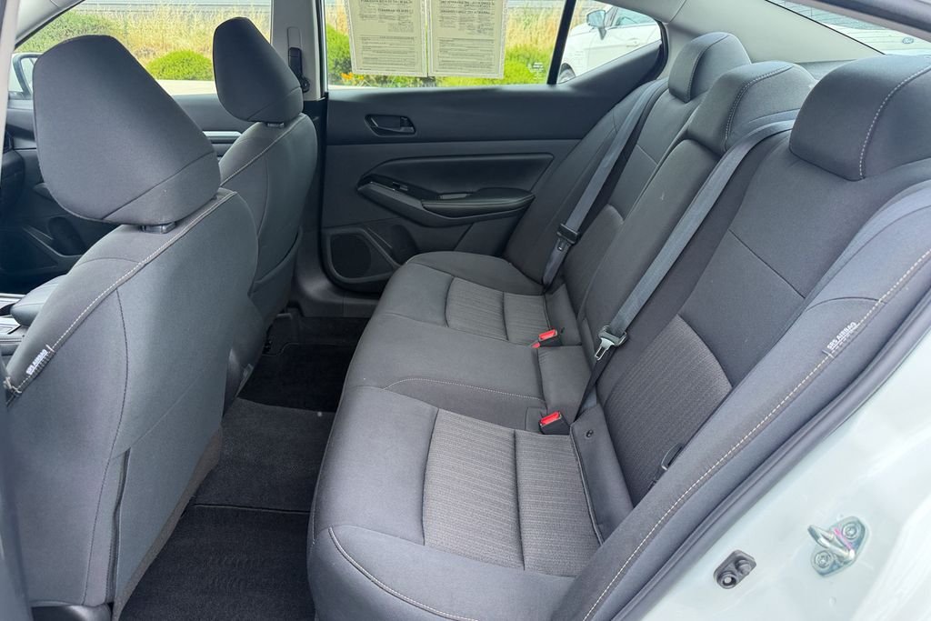 Used 2023 White Nissan 2.5 SV image 20