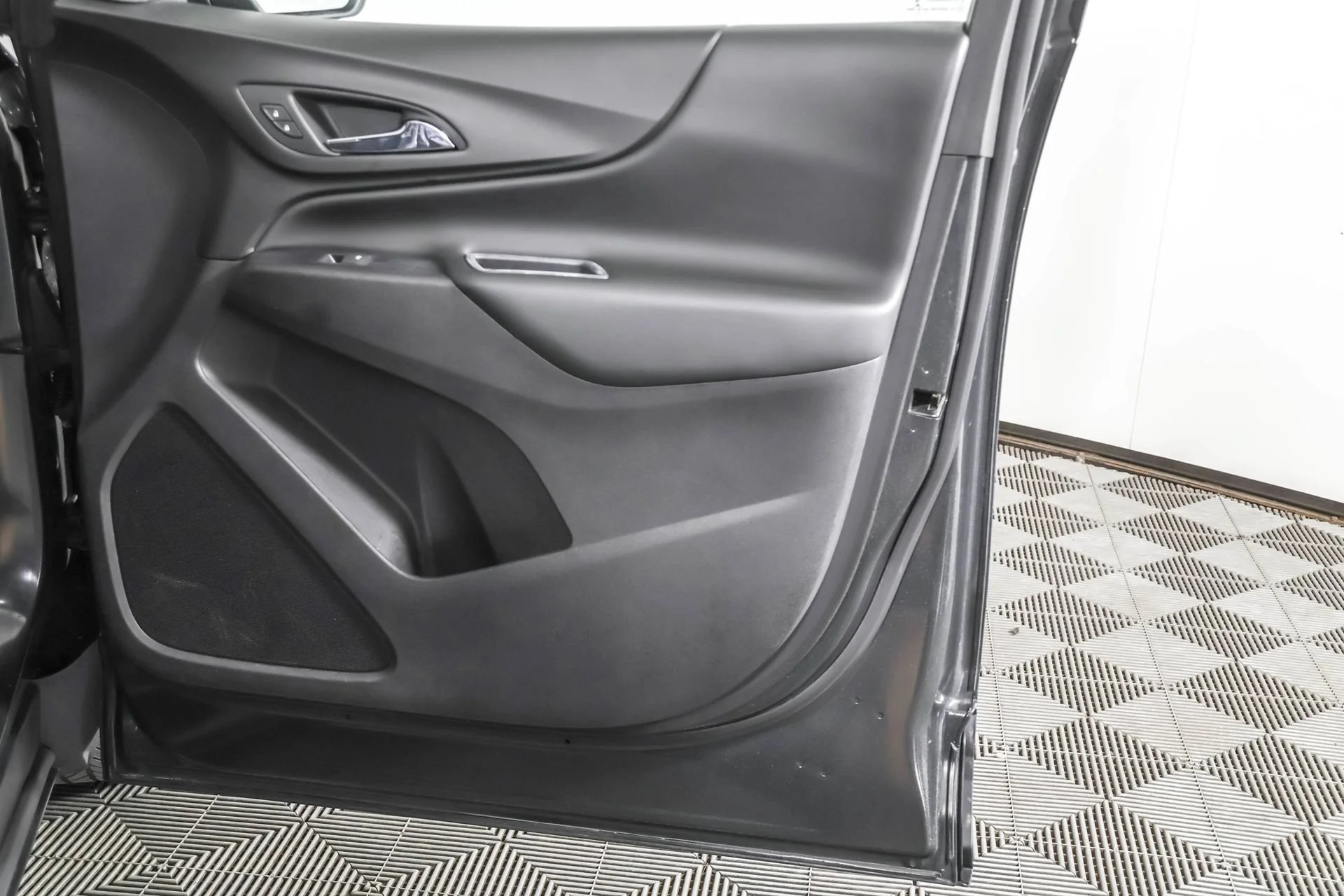 Used 2018 NIGHTFALL GRAY METALLIC Chevrolet LT image 48