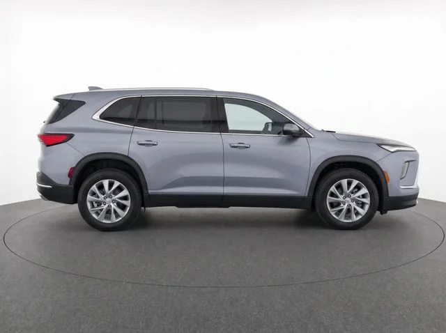 Used 2025 Gray Buick Preferred image 4