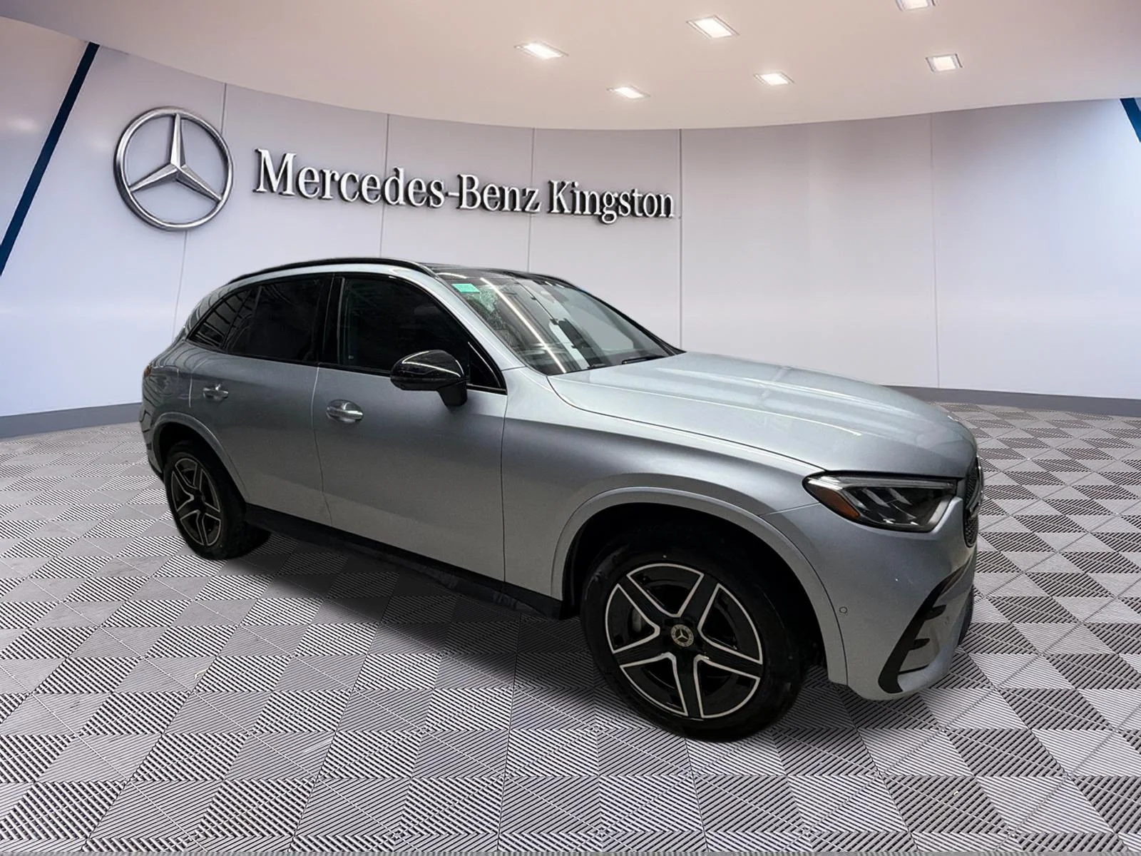 New 2026 Silver Mercedes-Benz GLC 300 4MATIC SUV image 2