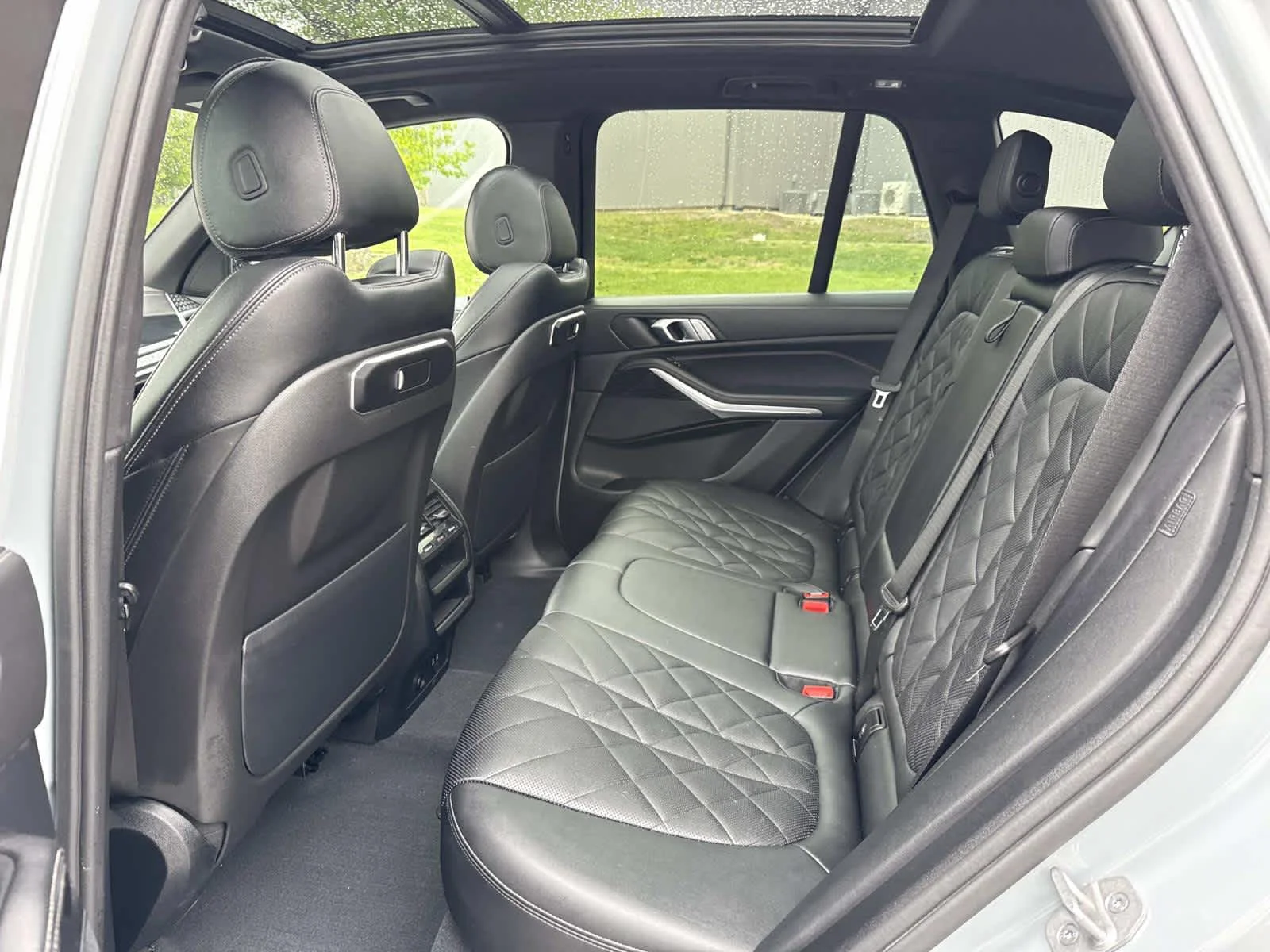 Used 2024 Brooklyn Grey Metallic BMW xDrive40i image 27