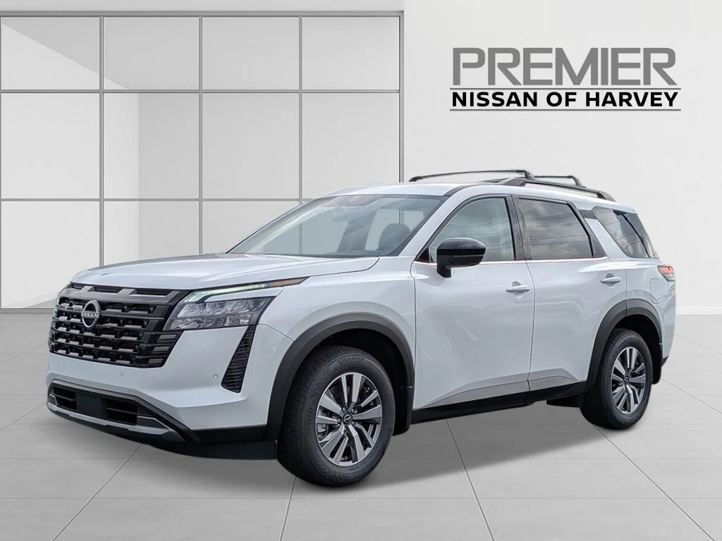 New 2026 Everest White Pearl TriCoat Nissan SL image 1