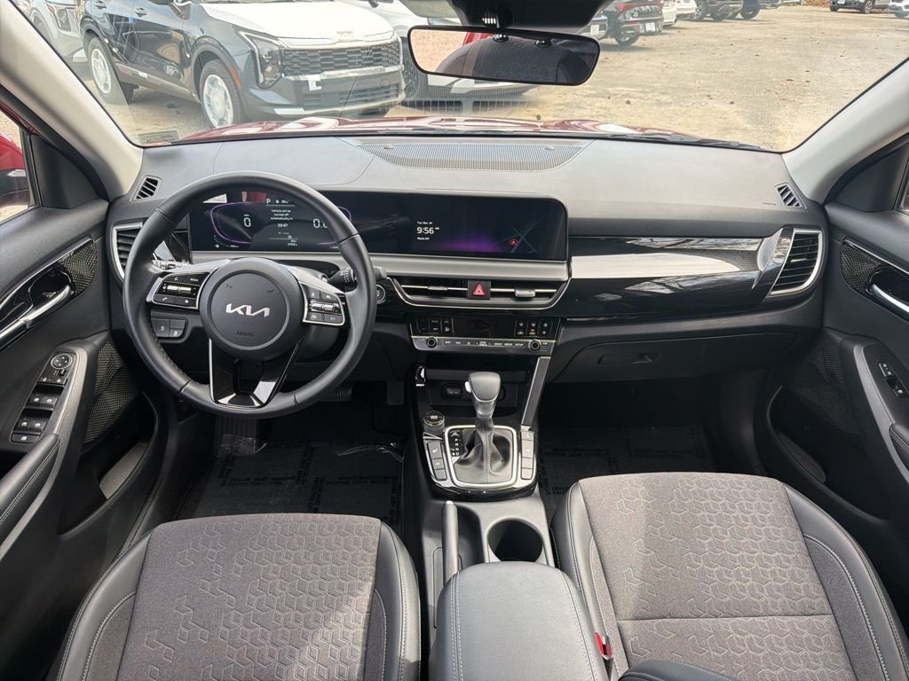Certified Used 2025 Orange Kia S image 21