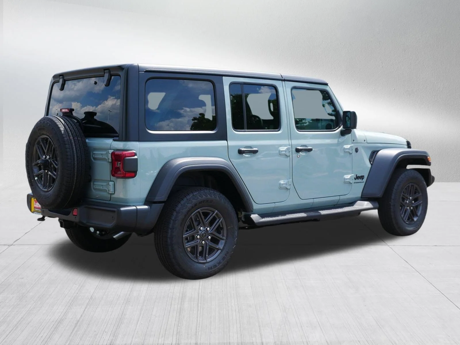 New 2026 Earl Clearcoat Jeep Sport S image 7