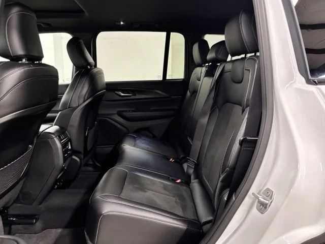 Used 2025 White Jeep Altitude X image 20