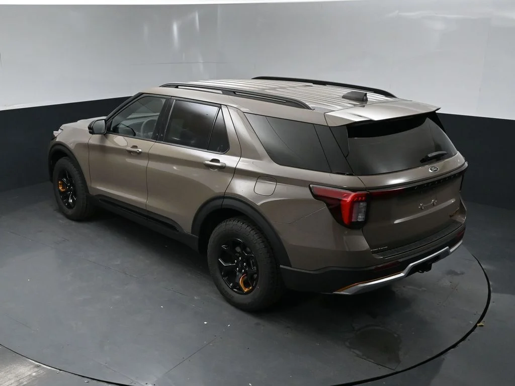 New 2026 Gray Ford Tremor image 37
