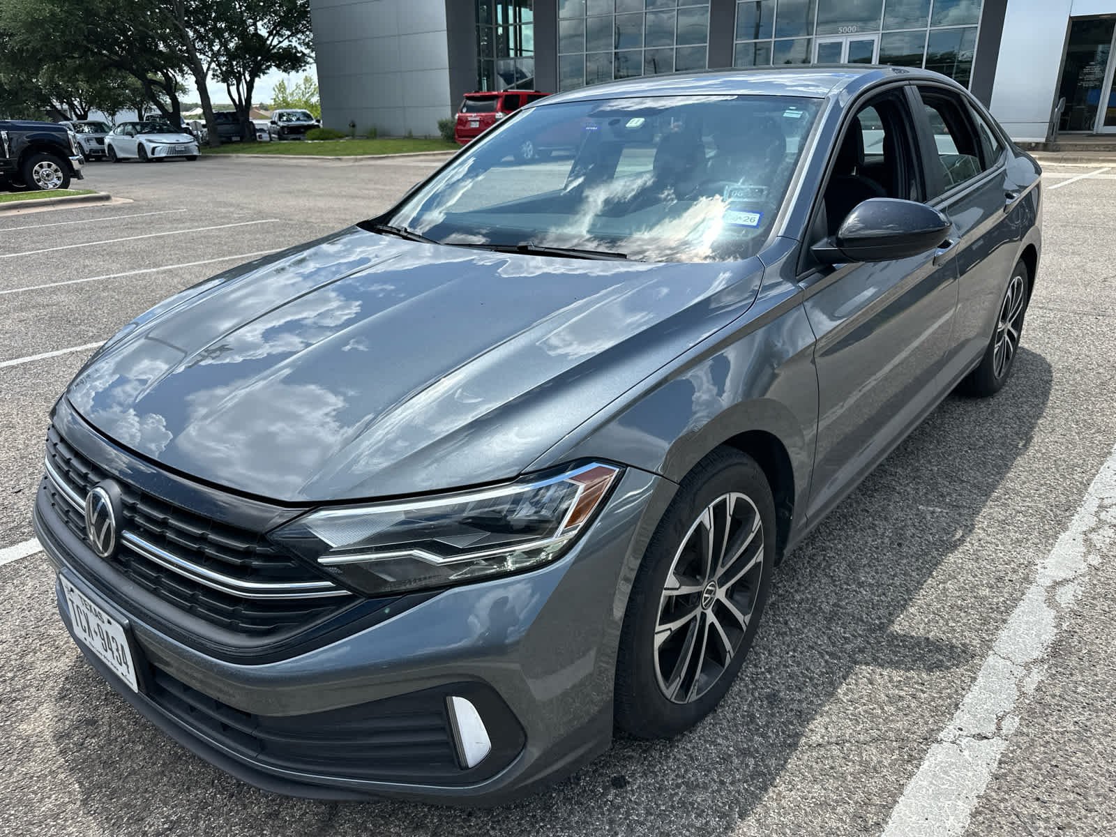 Used 2022 Platinum Gray Metallic Volkswagen Sport image 2
