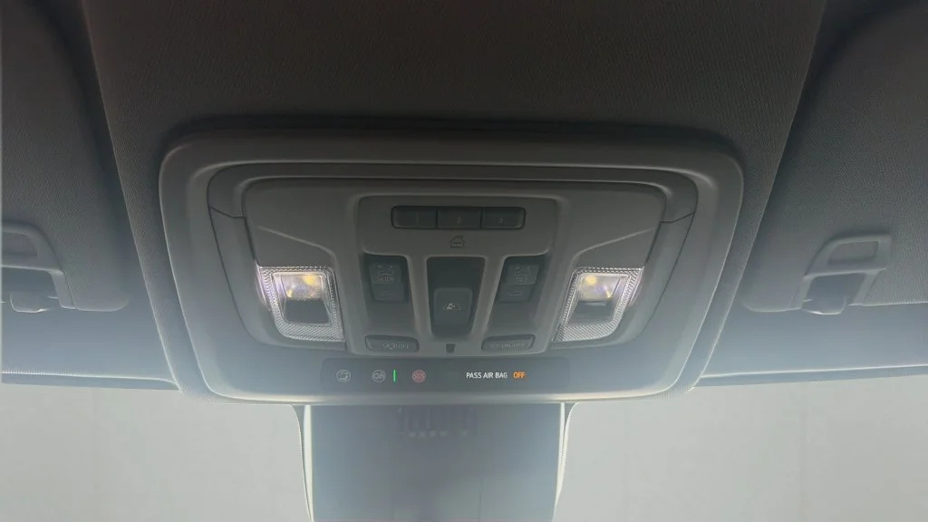 New 2026 Sterling Metallic GMC Elevation image 23