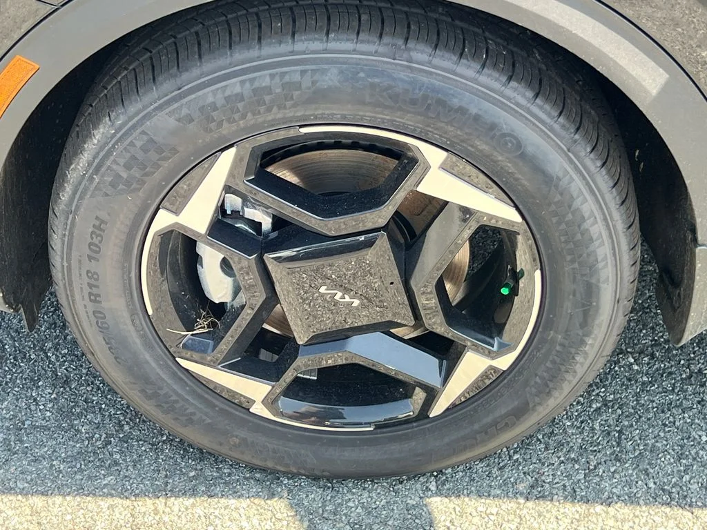 New 2026 Black Kia EX image 12