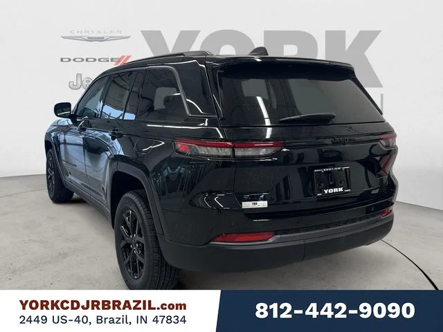 New 2026 Black Jeep Laredo Altitude image 3