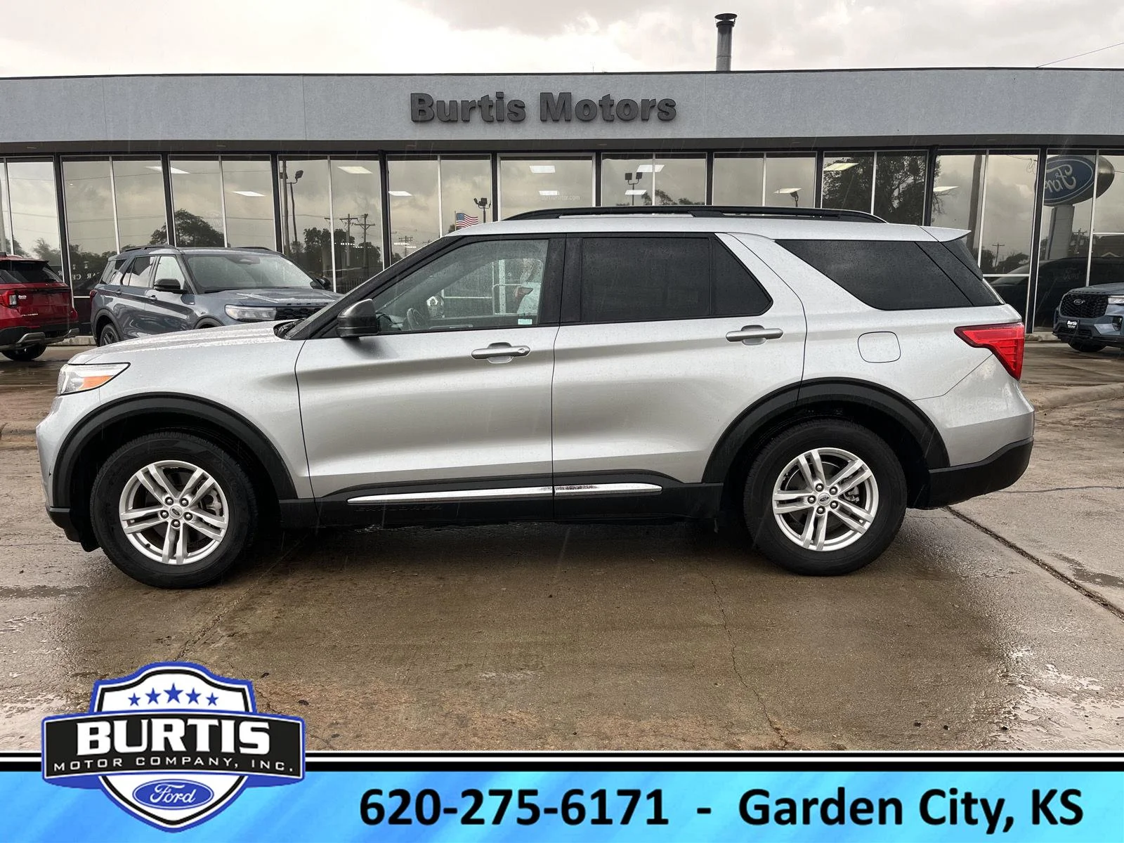 2020 Ford Explorer XLT RWD's photo