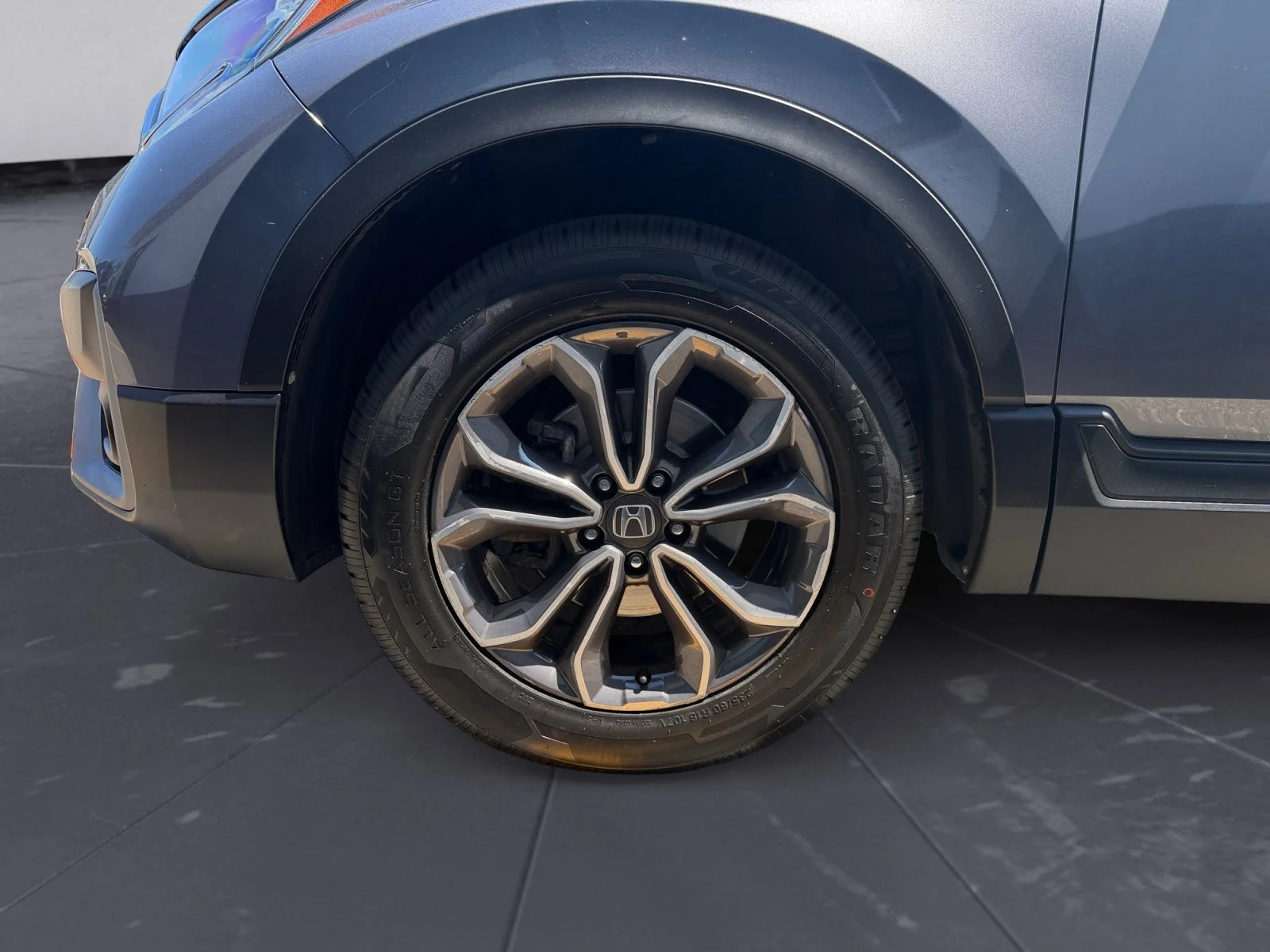 Used 2020 Gray Honda EX-L image 45