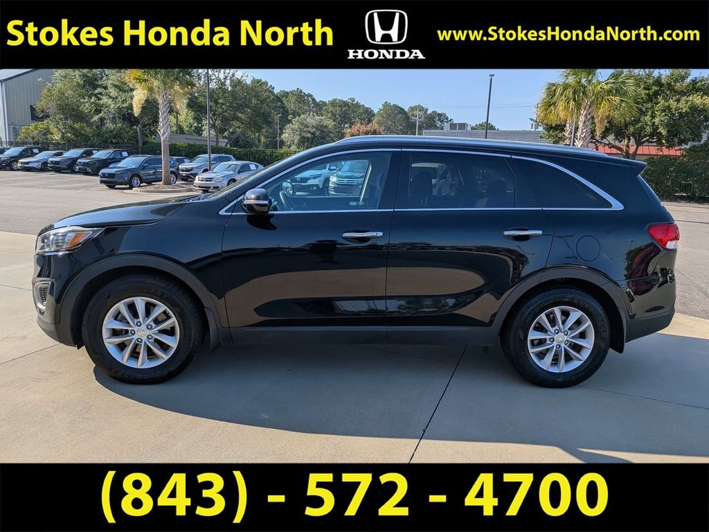 Used 2018 Black Kia LX image 10