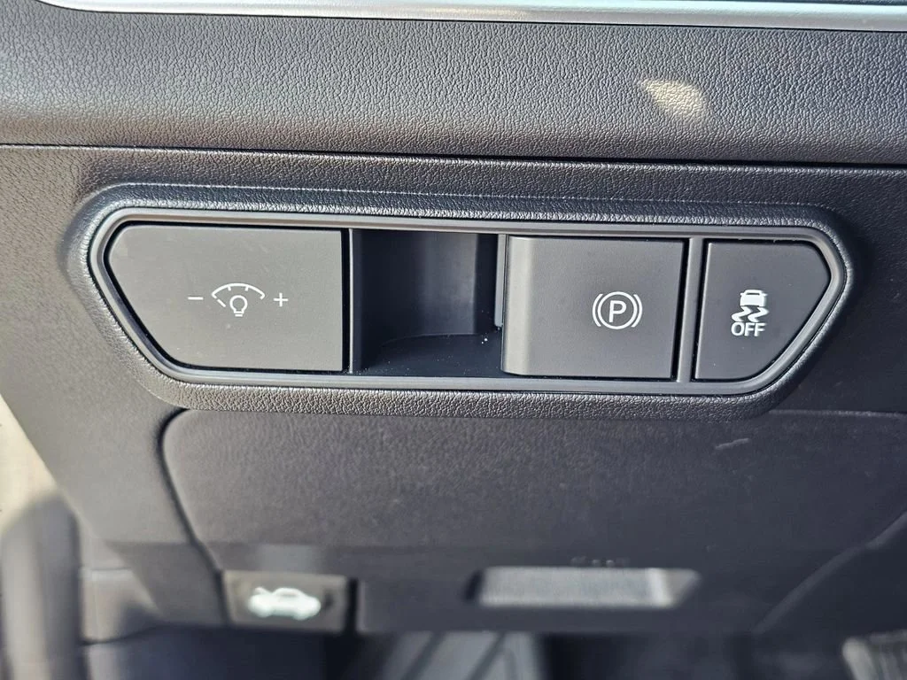 Used 2025 Steel Gray Kia LXS image 17