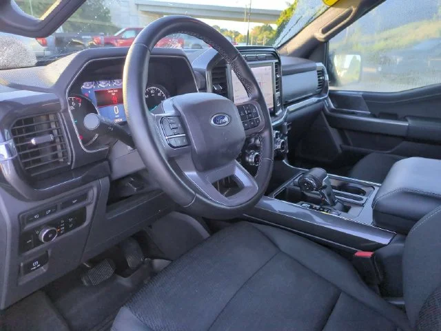 Used 2023 White Ford XLT image 15
