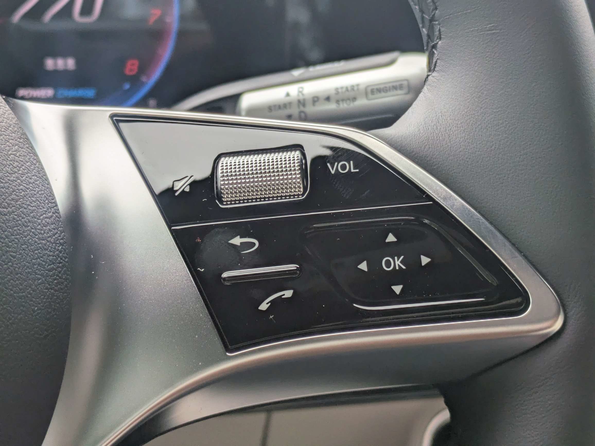 New 2027 Polar White Mercedes-Benz CLA 220 image 23