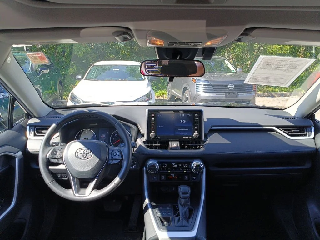 Used 2021 Blue Toyota XLE image 6