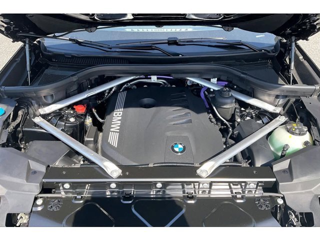 New 2026 Black Sapphire Metallic BMW xDrive40i image 16