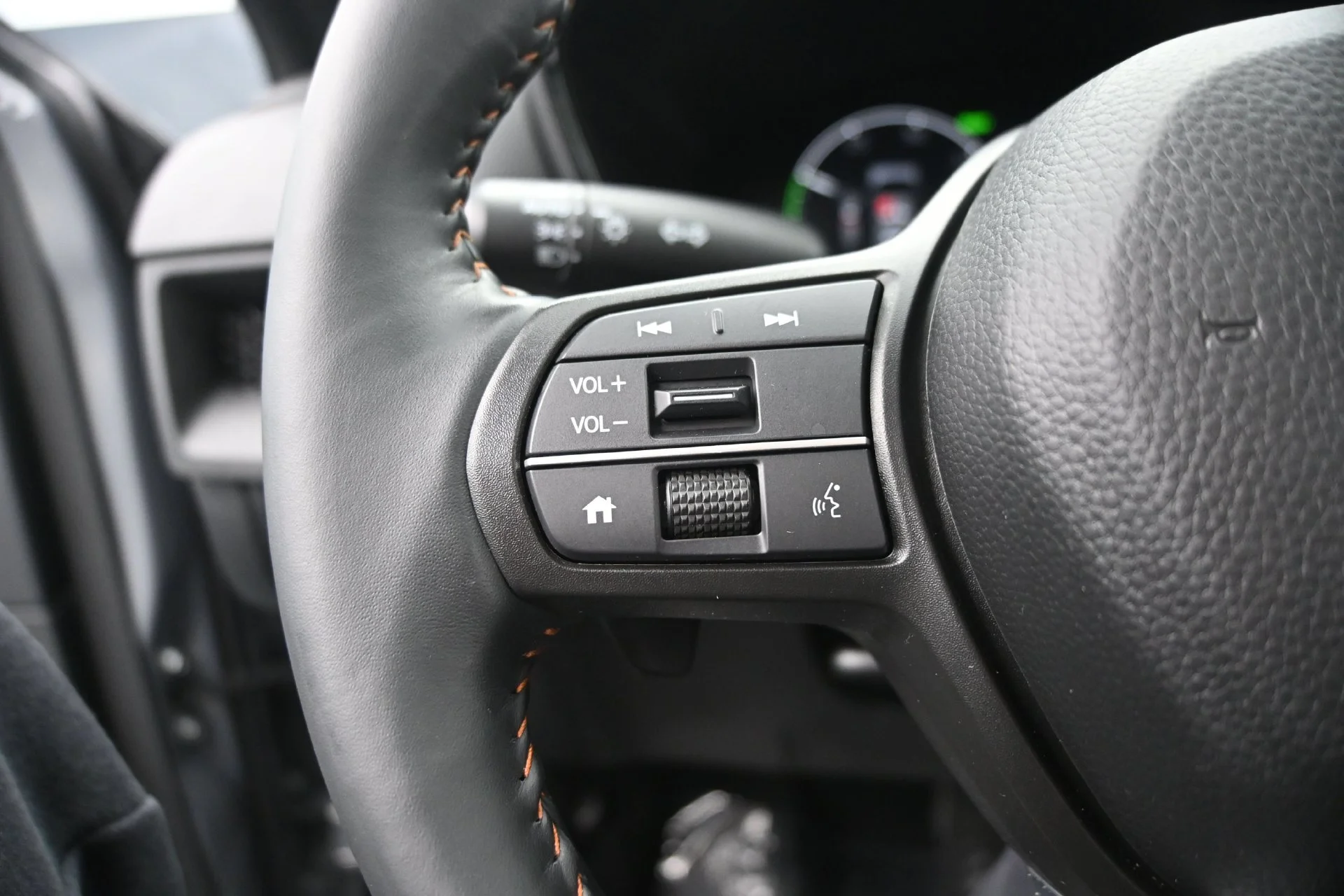 Used 2024  Honda 5D WAGON HYBRID SPORT-L AWD image 24