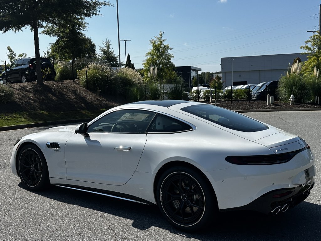New 2026 MANUFAKTUR Moonlight White Metallic Mercedes-Benz AMG® GT 43 image 38