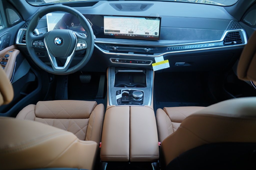 Used 2026 Blue Ridge Mountain Metallic BMW sDrive40i image 13