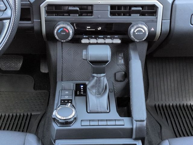 2025 Toyota Tacoma SR - Photo 19