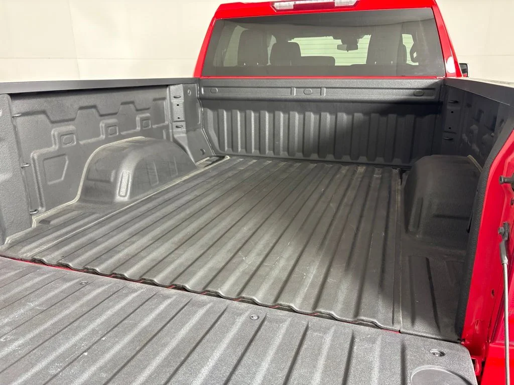 Used 2025 Red Chevrolet Custom image 14