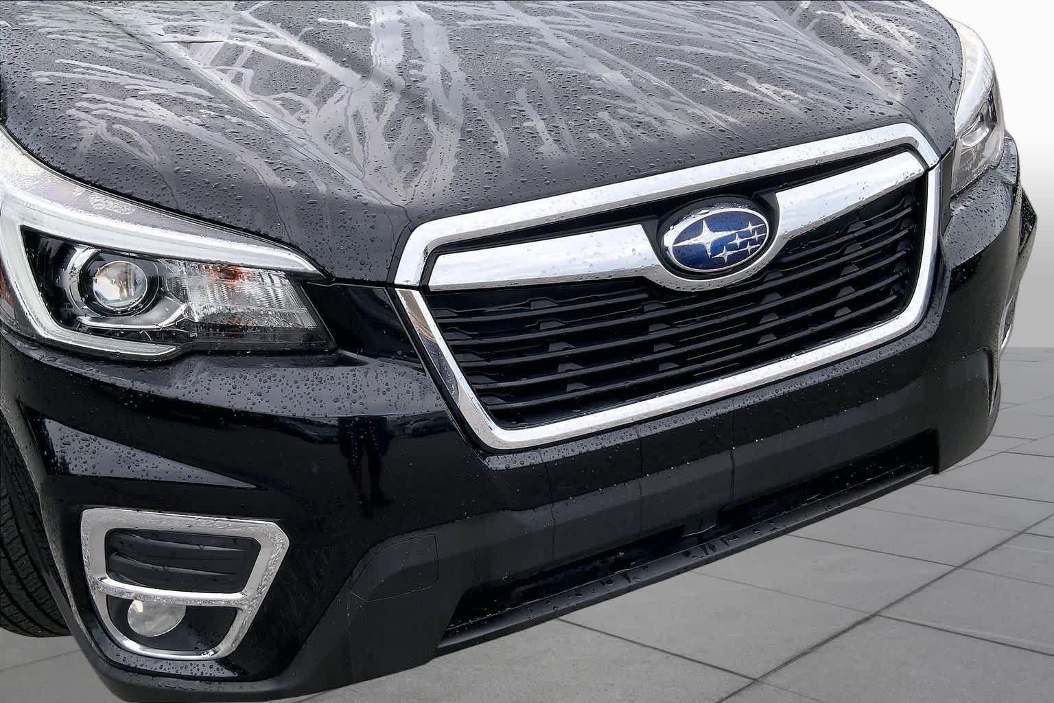 Used 2020 Crystal Black Silica Subaru Limited image 29