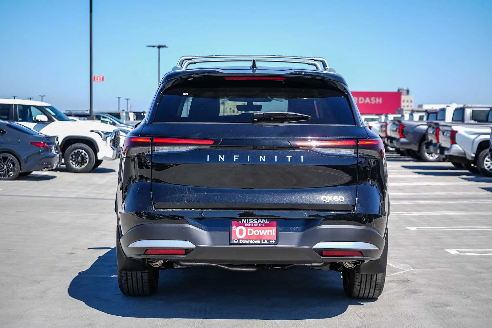 New 2027 MINERAL BLACK INFINITI Luxe FWD image 7