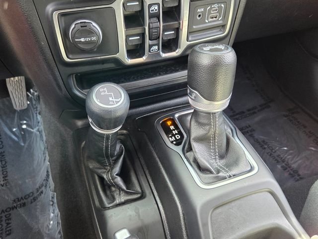 Used 2024 Red Jeep Sport S image 16