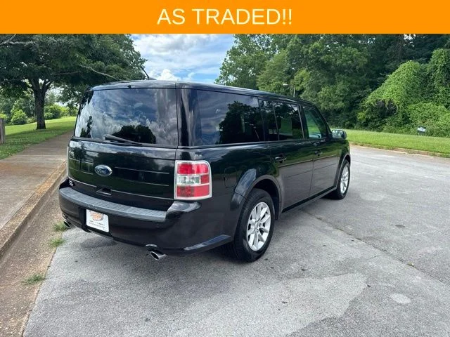 Used 2013 Black Ford SE image 7
