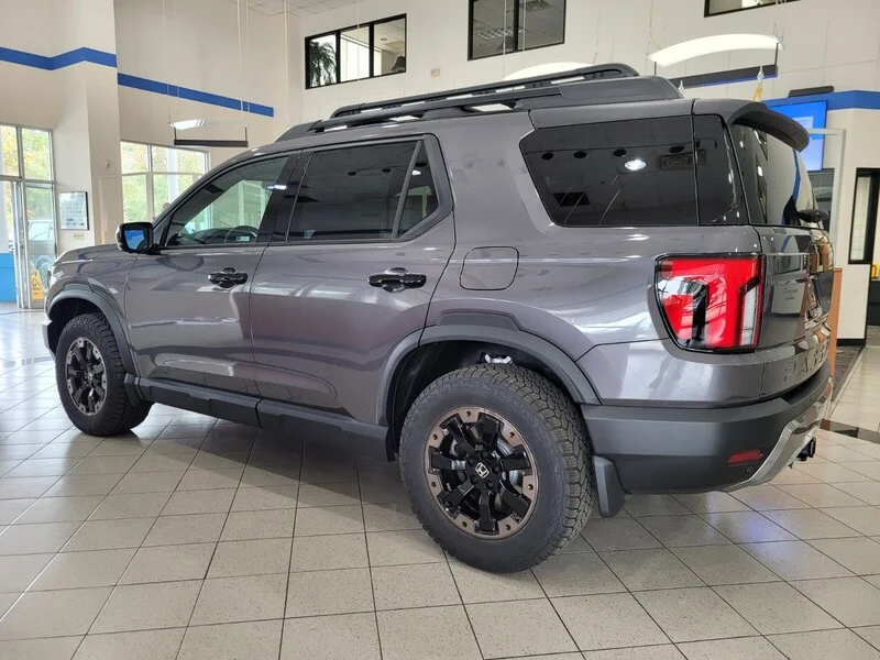 New 2026 Modern Steel Metallic Honda TRAILSPORT ELITE AWD image 6