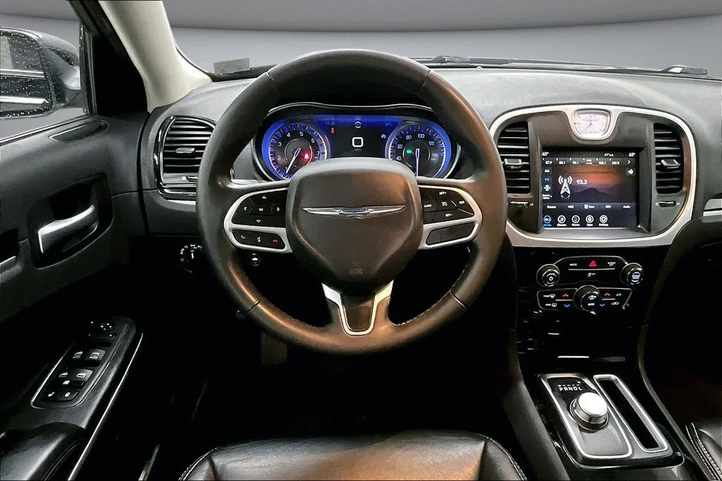 Used 2023 Black Chrysler Touring image 8