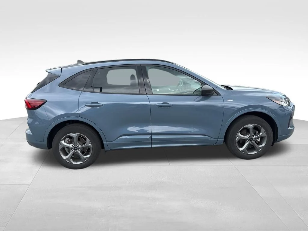 Used 2024 Blue Ford ST-Line image 6
